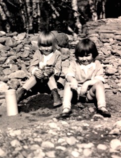 Lenore and Helen in 1928